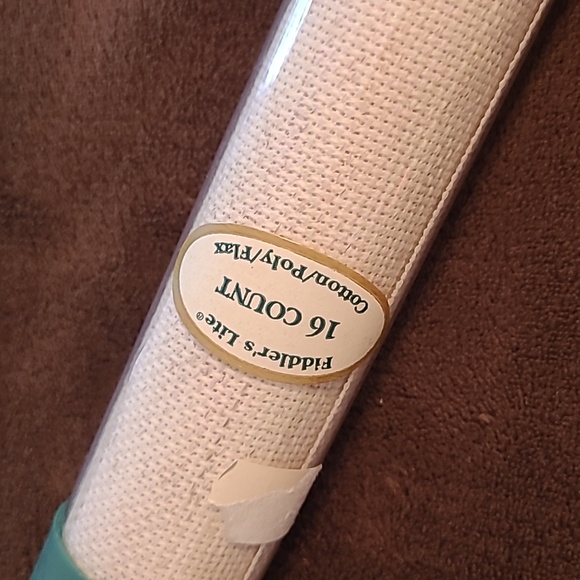 New Cross Stitch 16 count fiddlers cloth Sz 15" x 18" - Picture 3 of 6